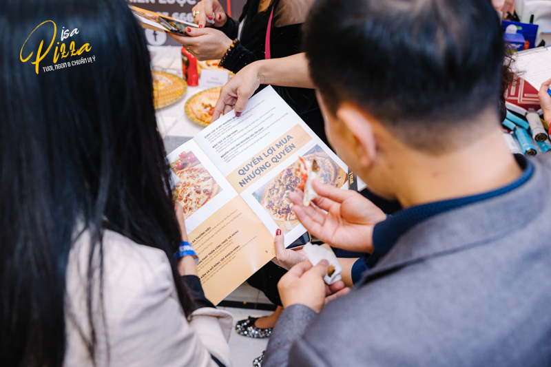 Pisa Pizza nhượng quyền thương hiệu